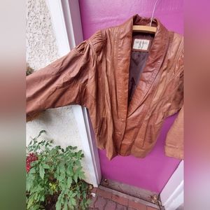 L. DANIER supple, lined, retro unisex leather jacket